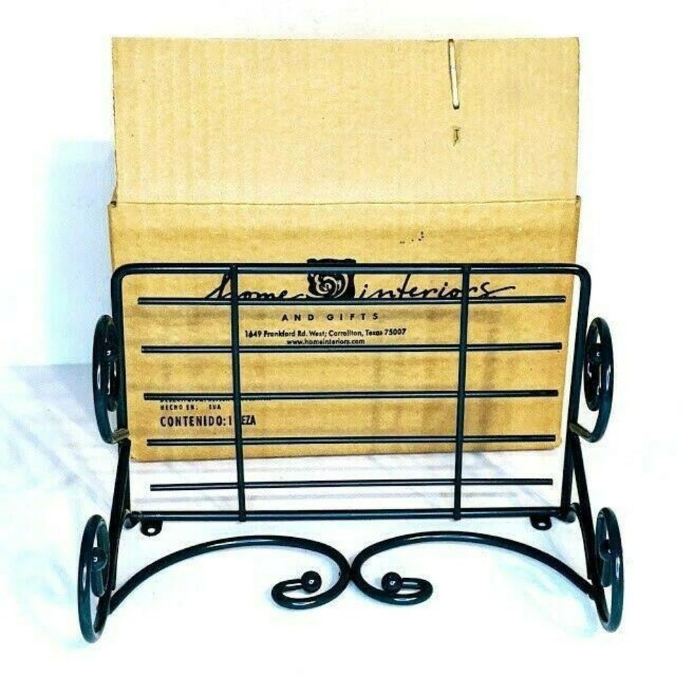 Vintage HOMCO Home Interiors and Gifts Green Metal Wire Wall Shelf 12657-DE